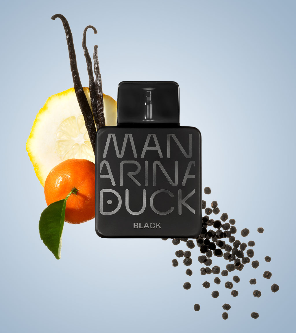 Mandarina Duck Black packaging